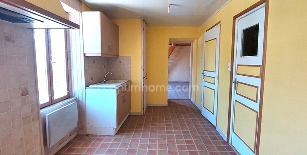 Appartement et garage entièrement rénovés, proche de toutes commodités !!