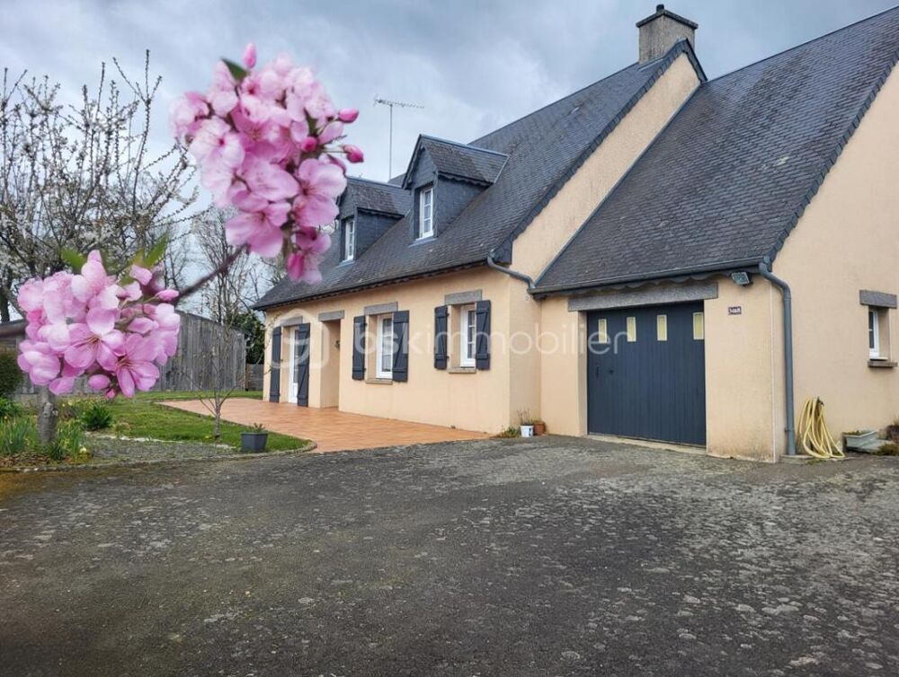 ? Maison familiale avec vie de plain-pied  4 chambres  terrain 740 m²