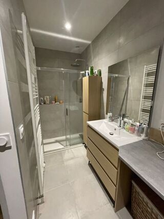  Appartement à louer 3 pièces 72 m²