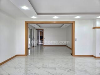  Maison à vendre 7 pièces 355 m²