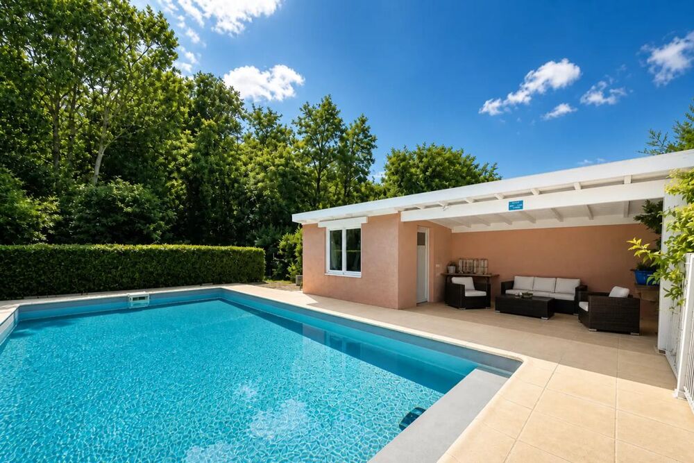Vente Maison Maison de 7 pièces de 180 m² à Jassans-Riottier Jassans riottier