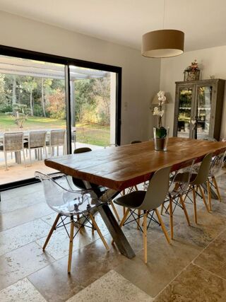  Maison à vendre 8 pièces 230 m²