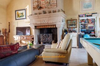  Maison � vendre 9 pi�ces 304 m�