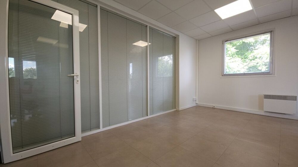   Dpt Essonne (91), Bureaux à louer à CHAMPLAN Champlan