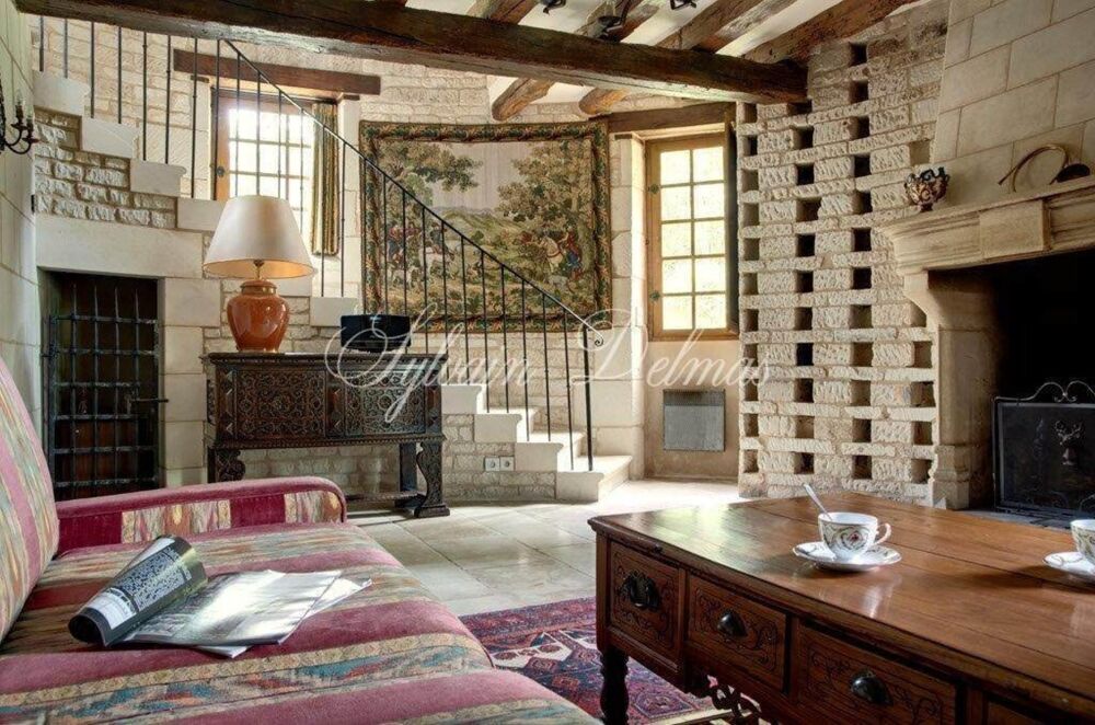 à vendre  Propriété/château Tours (37000)