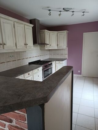  Maison à louer 6 pièces 110 m²