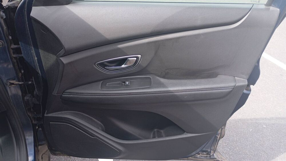 Sc&eacute;nic 1.7 Blue dCi 120 EDC6 Business - Automatique 2019 occasion 14000 Caen