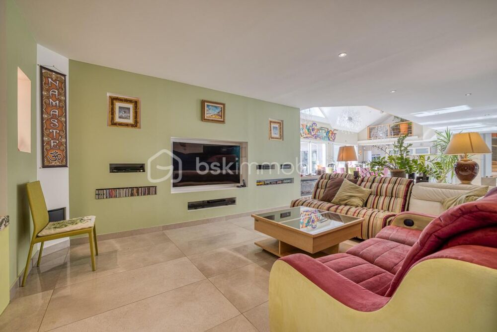 � vendre  Propri�t�/ch�teau Chapeiry (74540)