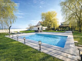  Propri�t�/ch�teau � vendre 9 pi�ces 340 m�