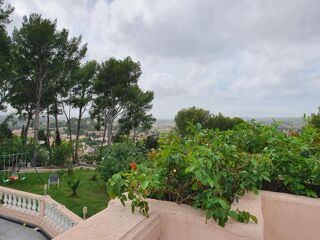  Propri�t�/ch�teau � vendre 6 pi�ces 252 m�