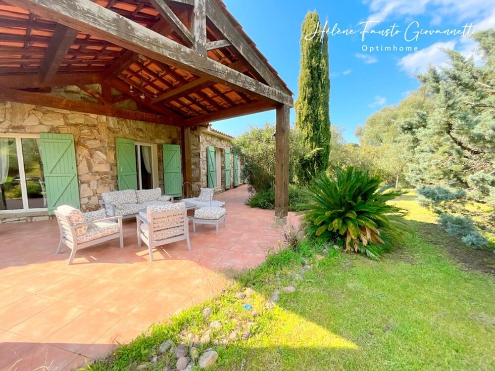 Villa 6 pièces avec piscine - Terrain 1,7 hectare - OLETTA