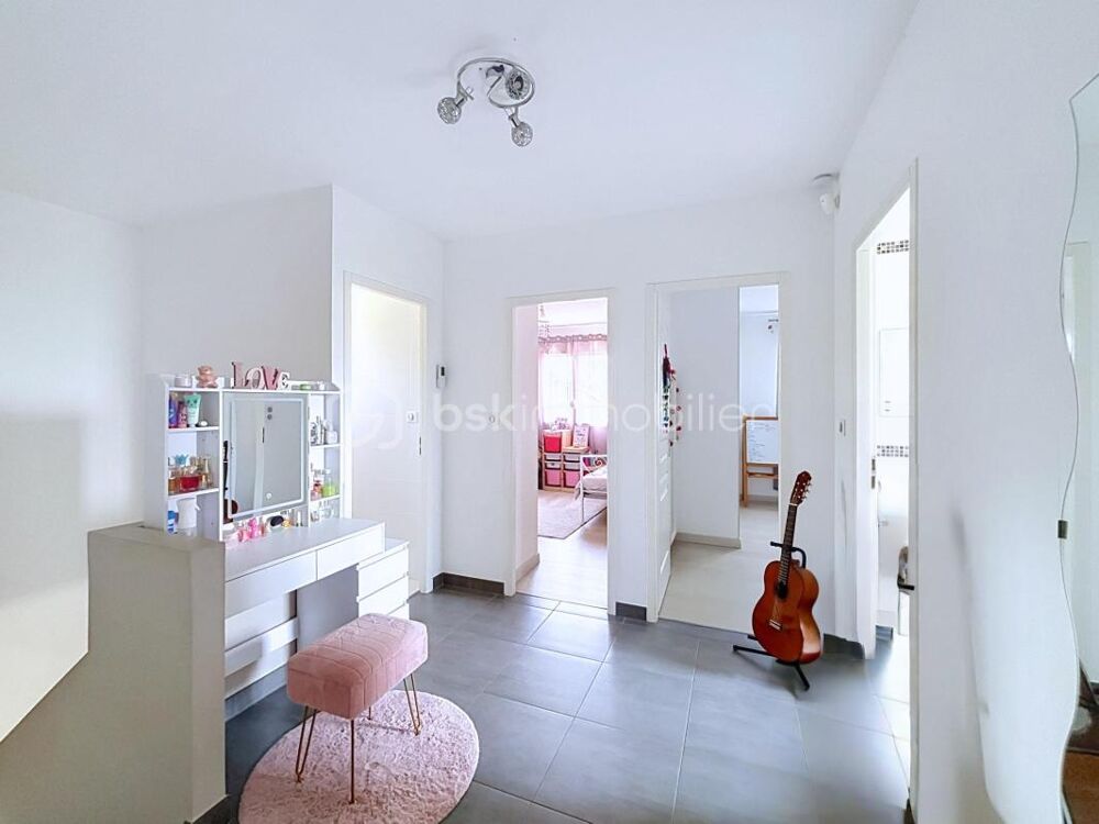 à vendre  Maison Saint-Ismier (38330)
