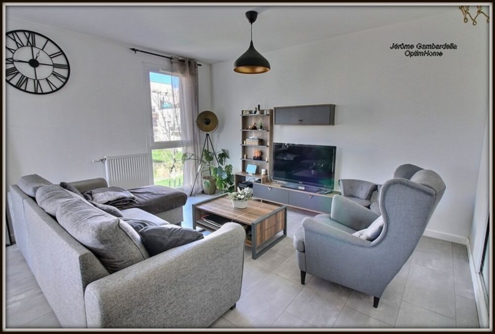 Vente Appartement appartement T3/T4 de 2018 avec balcon et parking  vendre  Poissy au prix de 257000 euros Poissy