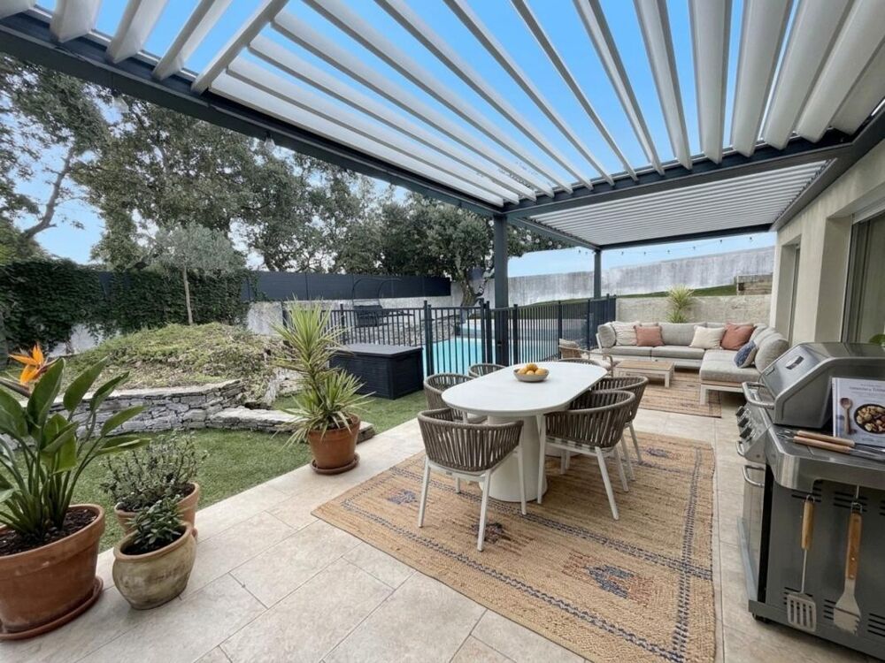 Vente Maison SUSSARGUES – VILLA DE PLAIN-PIED DE 192 M² AVEC PISCINE, JARDIN SANS VIS-À-VIS ET GARAGE Sussargues
