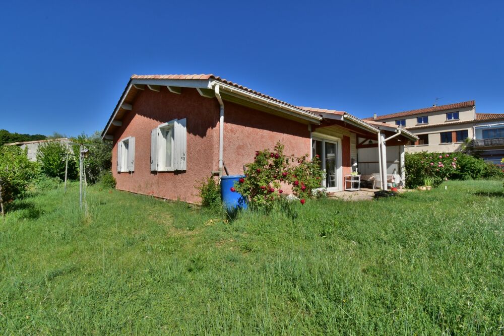 Maison à ossature bois avec vue panoramique, terrain de 1 077 m² et vaste carport