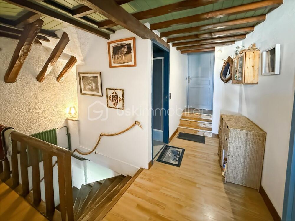 Vente Maison LONGÈRE FAMILIALE 7 PIÈCES DE 163 M² AVEC 5 CHAMBRES, GARAGE ET DÉPENDANCE À VILLEBLEVIN Villeblevin