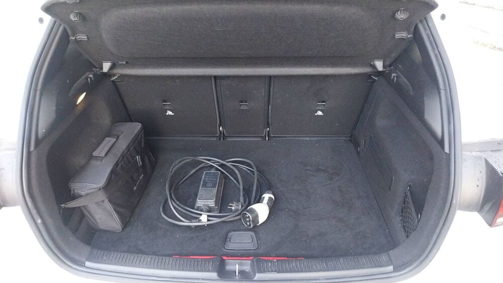 Classe B 250e EQ Power 160 8G-DCT Amg Line Edition - Entretien constr 2021 occasion 95700 Roissy En France