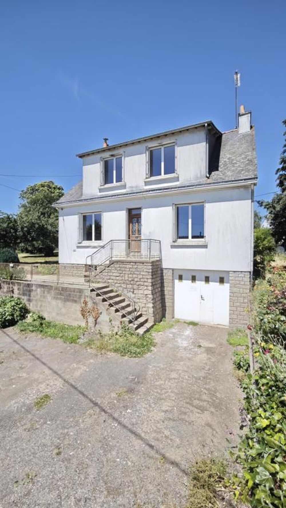 MAISON 97 M² 4 PIECES AVEC TERRAIN CONSTRUCTIBLE DE 2 305 M² ET GARAGE DOUBLE