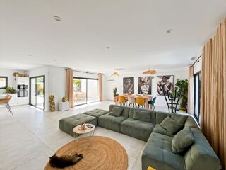  Maison � vendre 5 pi�ces 210 m�