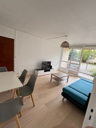  Appartement à louer 3 pièces 58 m²