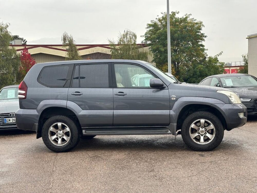 Land Cruiser (KDJ120) 163 D-4D VXE BVA 5P 2003 occasion 78240 Chambourcy