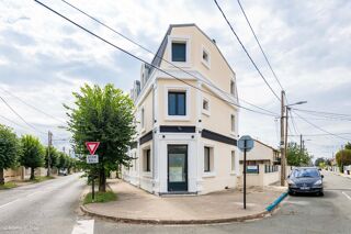  Immeuble à vendre 15 + pièces 710 m²