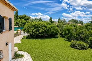  Propriété/château à vendre 6 pièces 178 m² Frejus