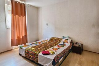  Immeuble  vendre 235 m