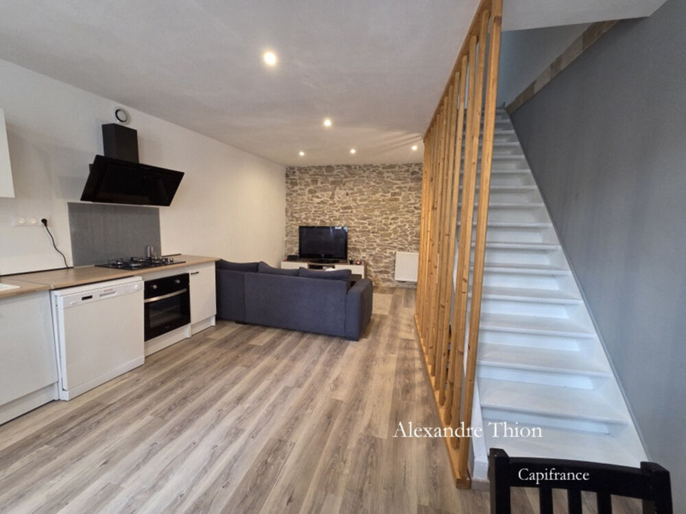 Maison de village à vendre 4 pièces JUJURIEUX (01)