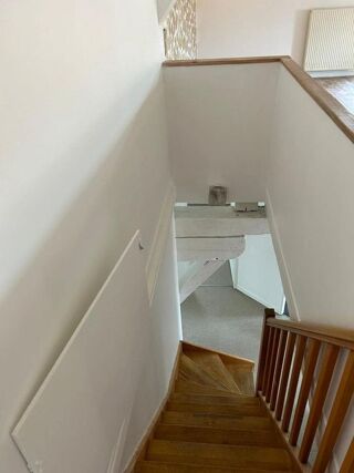  Appartement à louer 4 pièces 100 m²