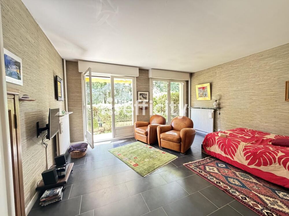 Appartement 1 pièce 49 m² · à Chennevieres sur Marne · 49 m² · 189 000 €