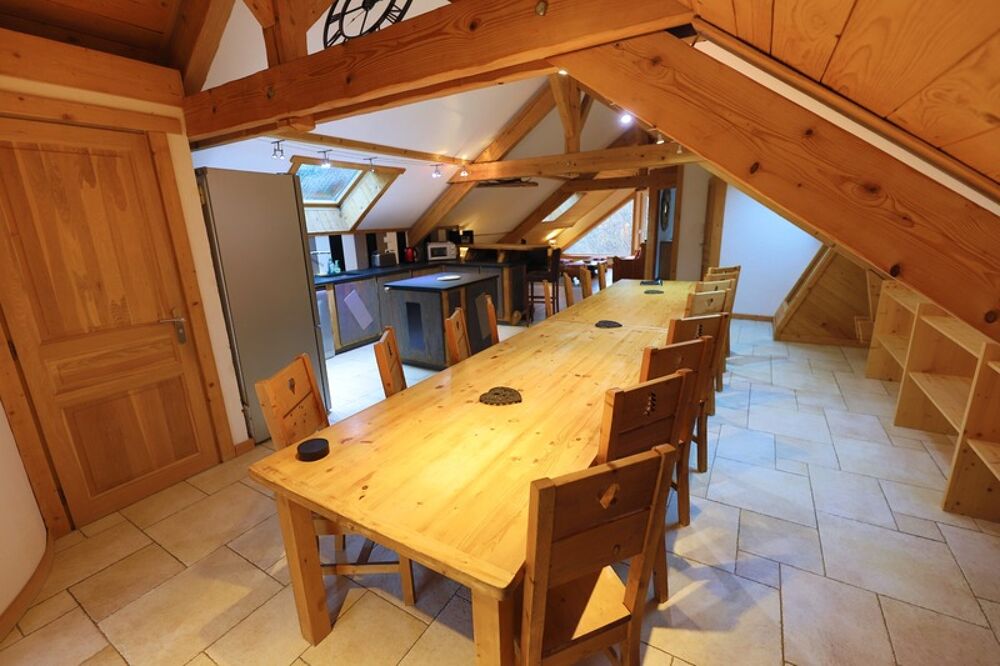 Dpt Vosges (88), à vendre LA BRESSE gite en pierre P9 de 284,15 m² - Terrain de 3 700 m²