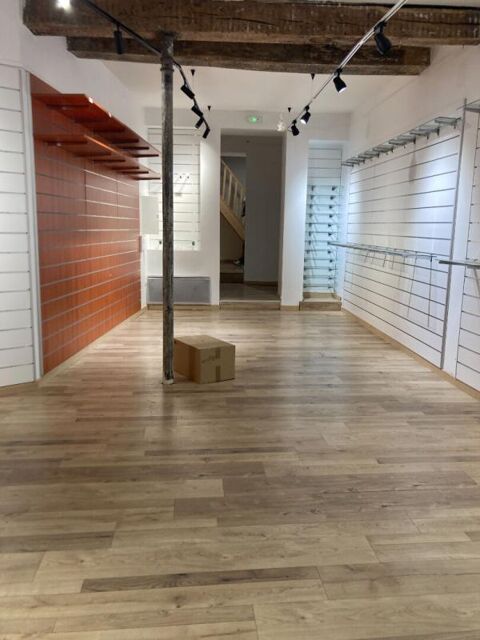 03000 MOULINS - Location  Local commercial 65 m&sup2;, Emplacement N&deg;1 1500 03000 Moulins