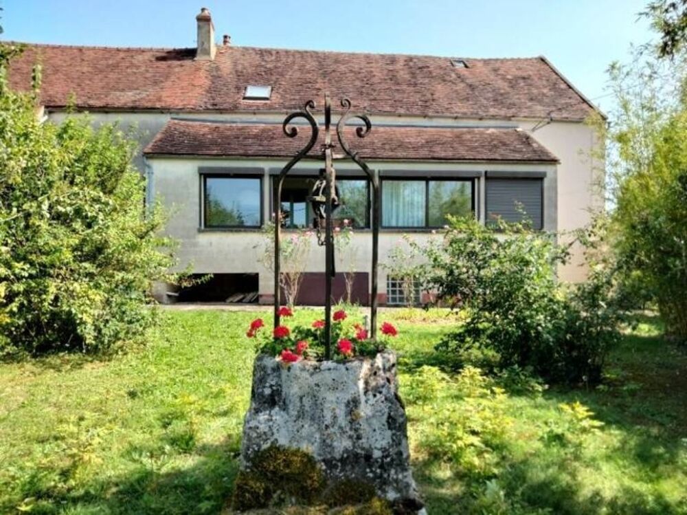 Propriete, ensemble de 2 maisons et dépendances proche de SEMUR EN AUXOIS (21)