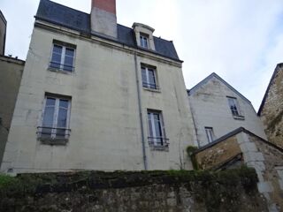  Immeuble à vendre 15 + pièces 331 m²
