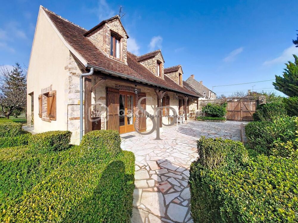 Vente Maison Maison familiale 7 pièces 4 chambres Villemarechal