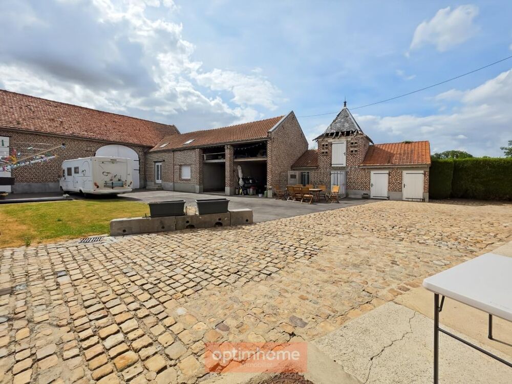 PROPRIÉTÉ DE CARACTÈRE  213 M²  6 CHAMBRES  GRANGE  DÉPENDANCES  TERRAIN 1 570 M²