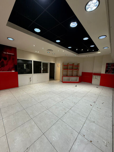 Local/bureau &agrave; vendre ANNEMASSE (74) 320000 74100 Annemasse