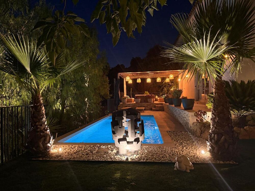 Villa contemporaine 128 m² (2017) - Piscine - Prestations de qualité - Aucun travaux