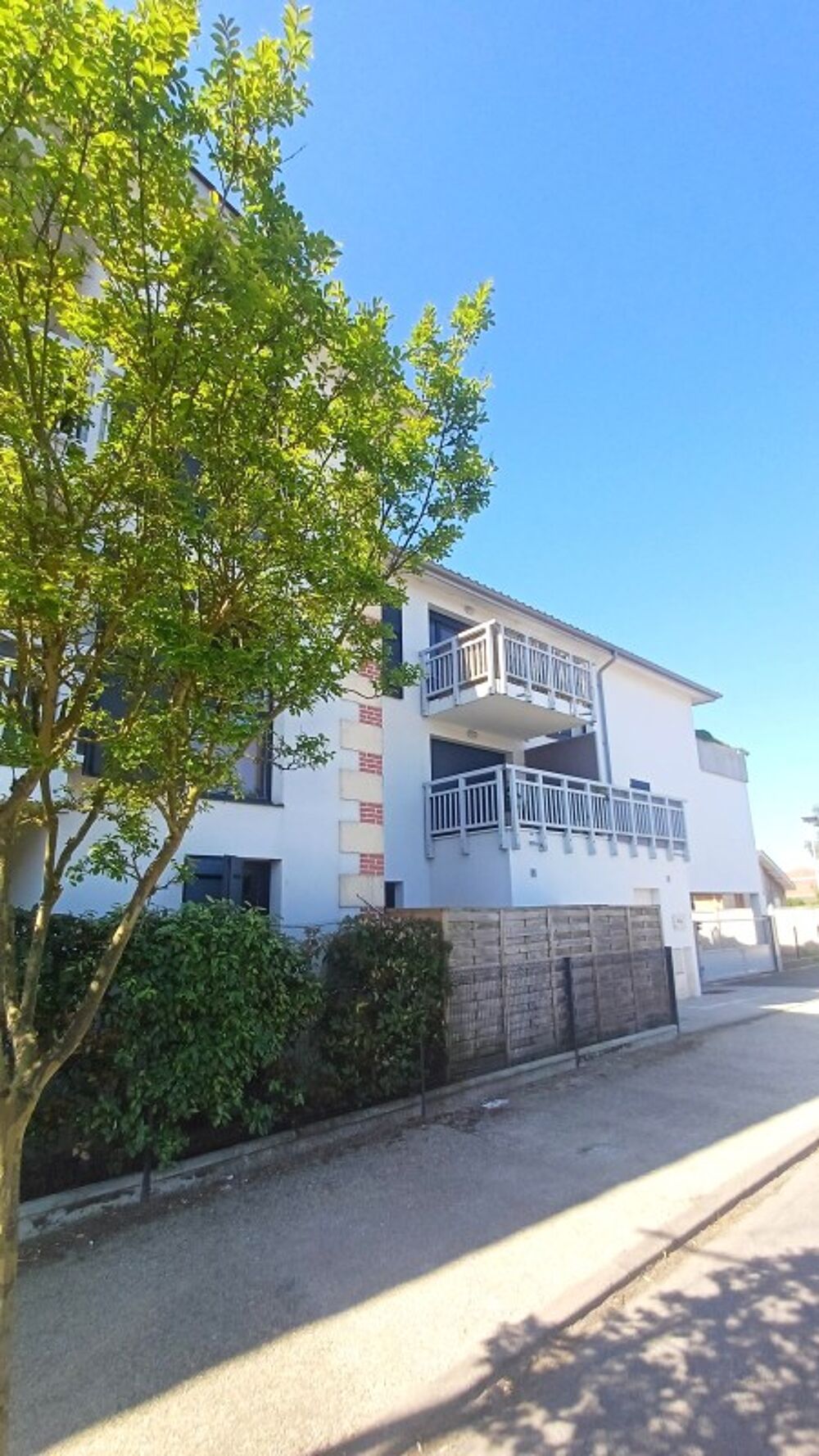 T2 avec terrasse et parking à Gujan-Mestras