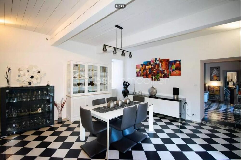 � vendre  Propri�t�/ch�teau Roujan (34320)