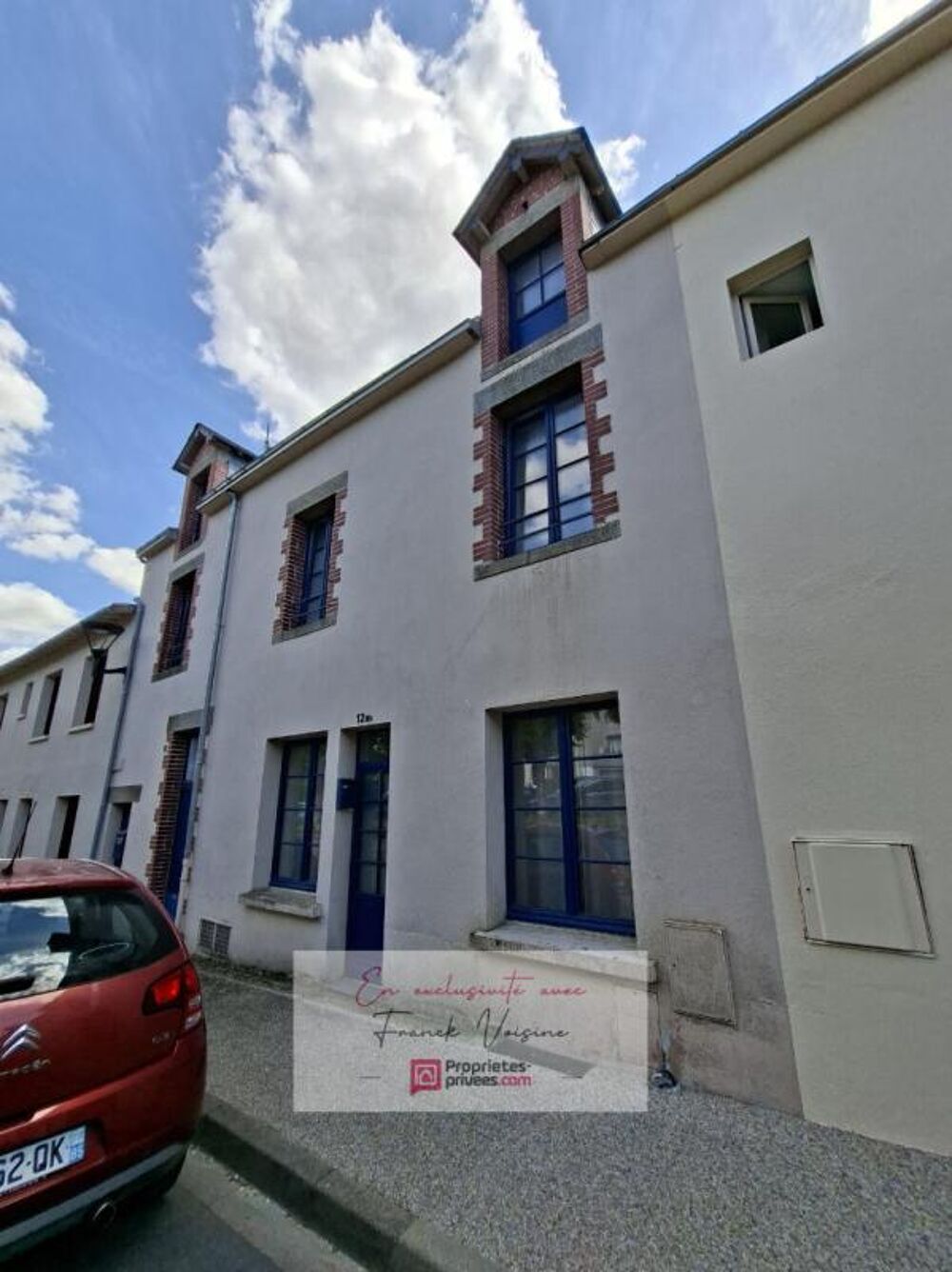 Vente Immeuble A VENDRE en EXCLUSIVITE à Pouzauges centre ville, immeuble composé de 2 logements indépendants Pouzauges