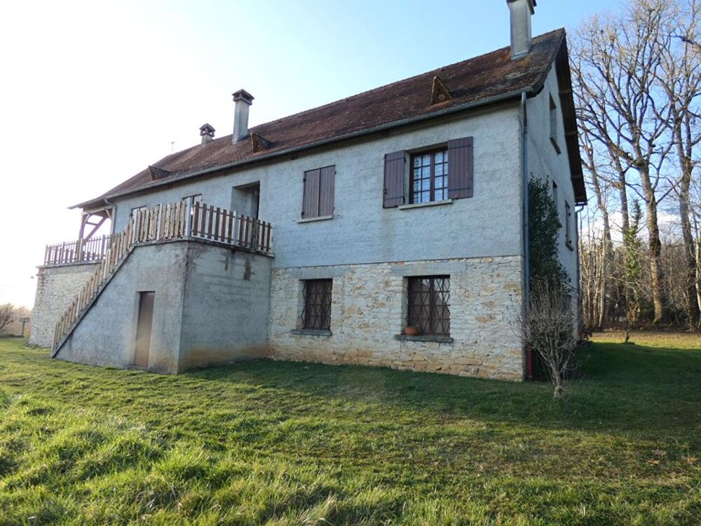 Maison 124 m2 / 4 ,chambres / sous-sol 160m² / terrain 8384m²
