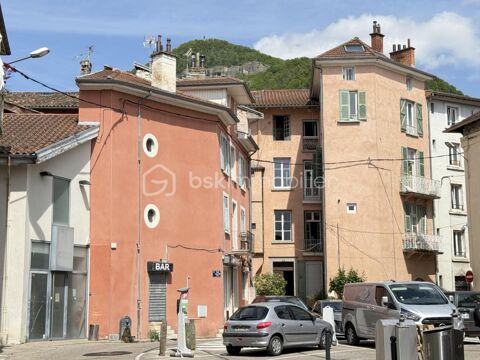 Ensemble immobilier atypique - voiron centre 655000 38500 Voiron