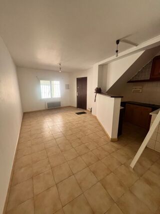  Appartement à louer 2 pièces 39 m²