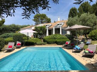  Villa à vendre 6 pièces 170 m²
