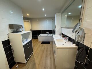  Maison  vendre 5 pices 159 m