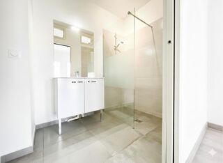  Appartement � vendre 5 pi�ces 151 m�