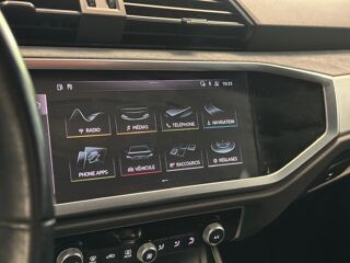 Q3 II 40 TFSI 190 DESIGN LUXE QUATTRO S tronic 7 2019 occasion 78240 Chambourcy