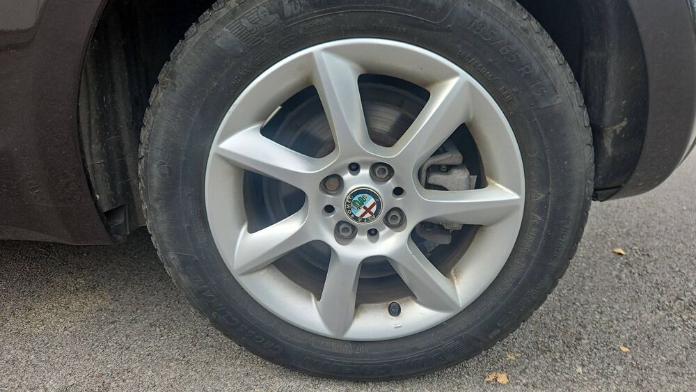 Mito 0.9 TwinAir 105 Distinctive 2015 occasion 25660 La Veze